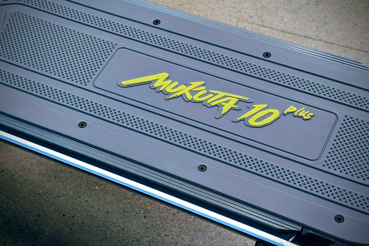 MUKUTA 10 Plus Dual Motor
