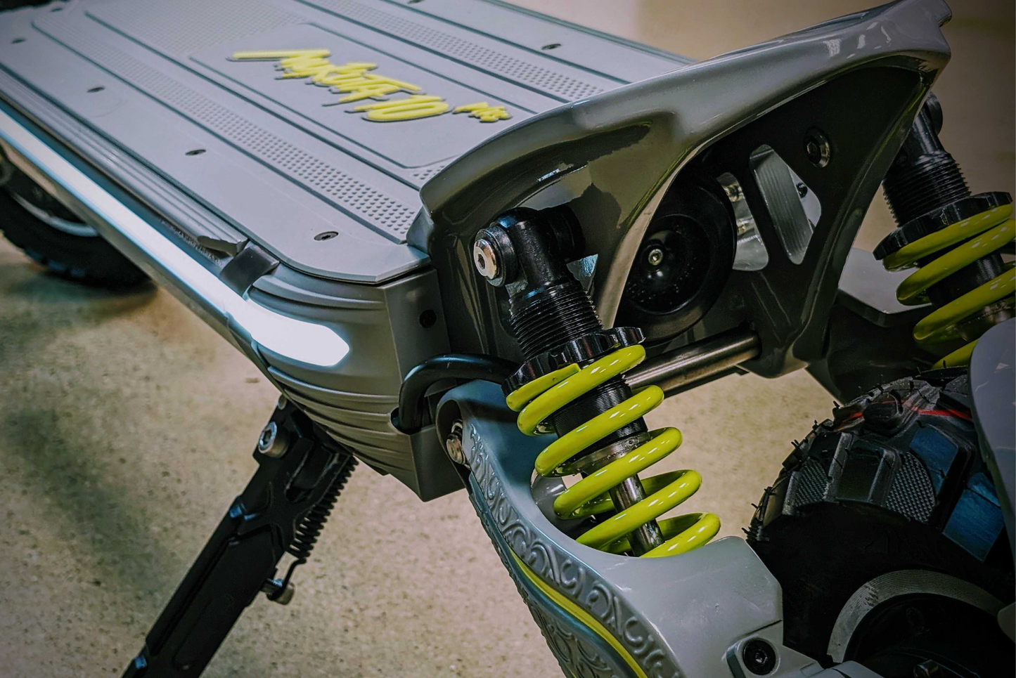 MUKUTA 10 Plus Dual Motor