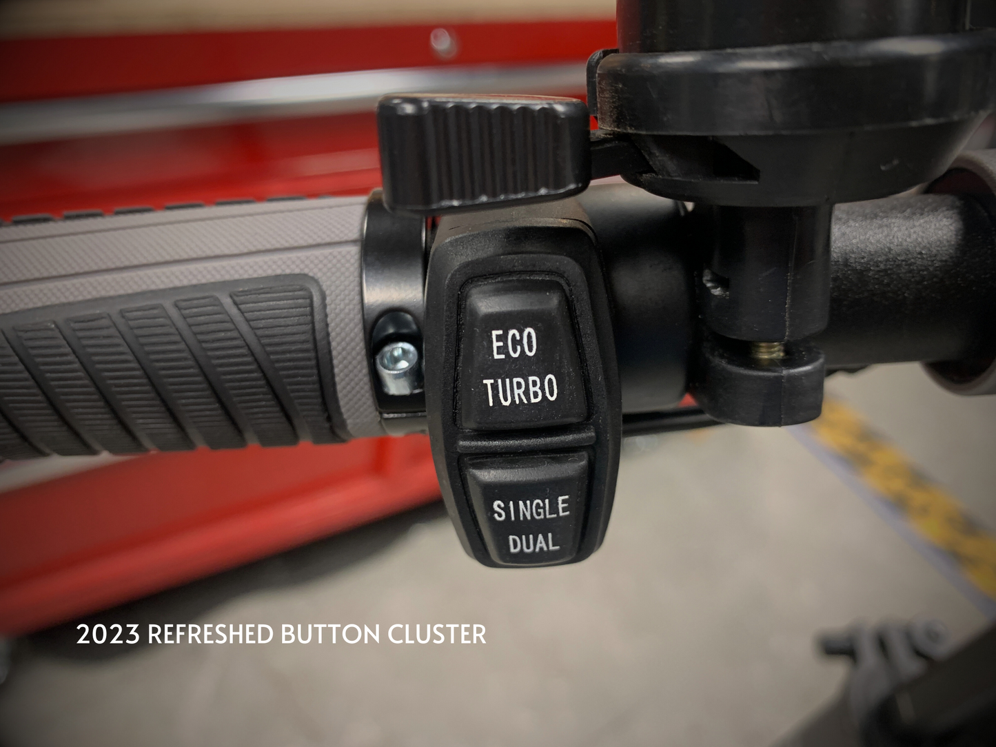 EVOLV Terra Button Cluster 2023