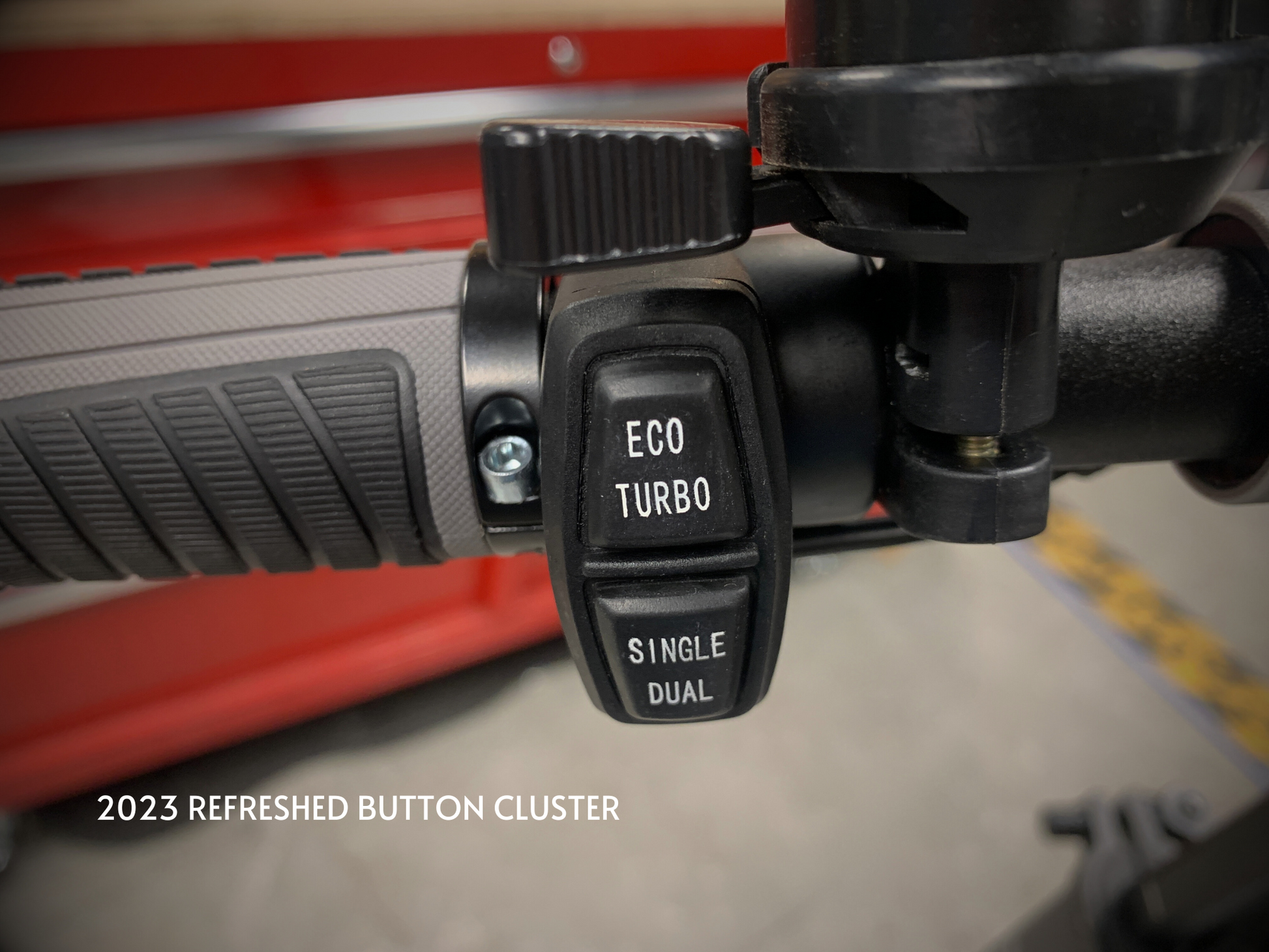 EVOLV Terra Button Cluster 2023