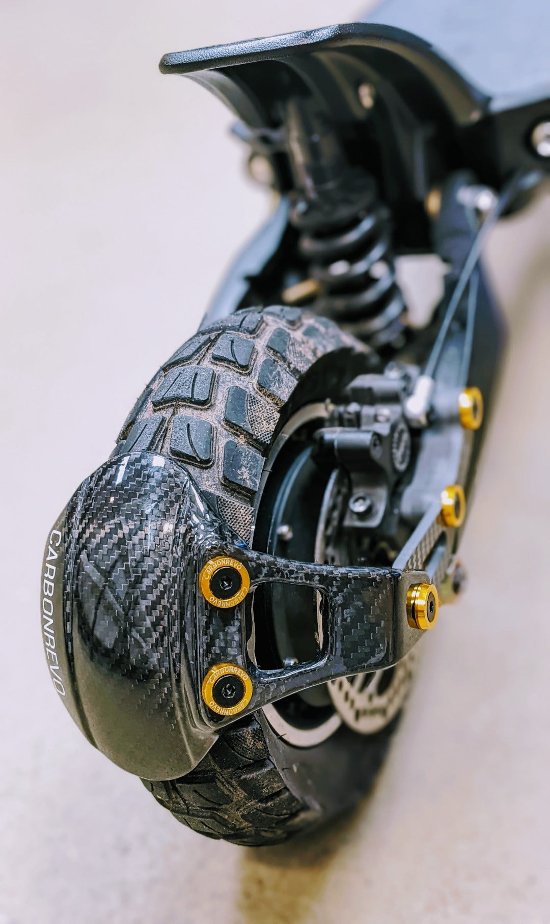 VSETT 10+ Carbon Fiber Rear Tire Hugger Mudguard